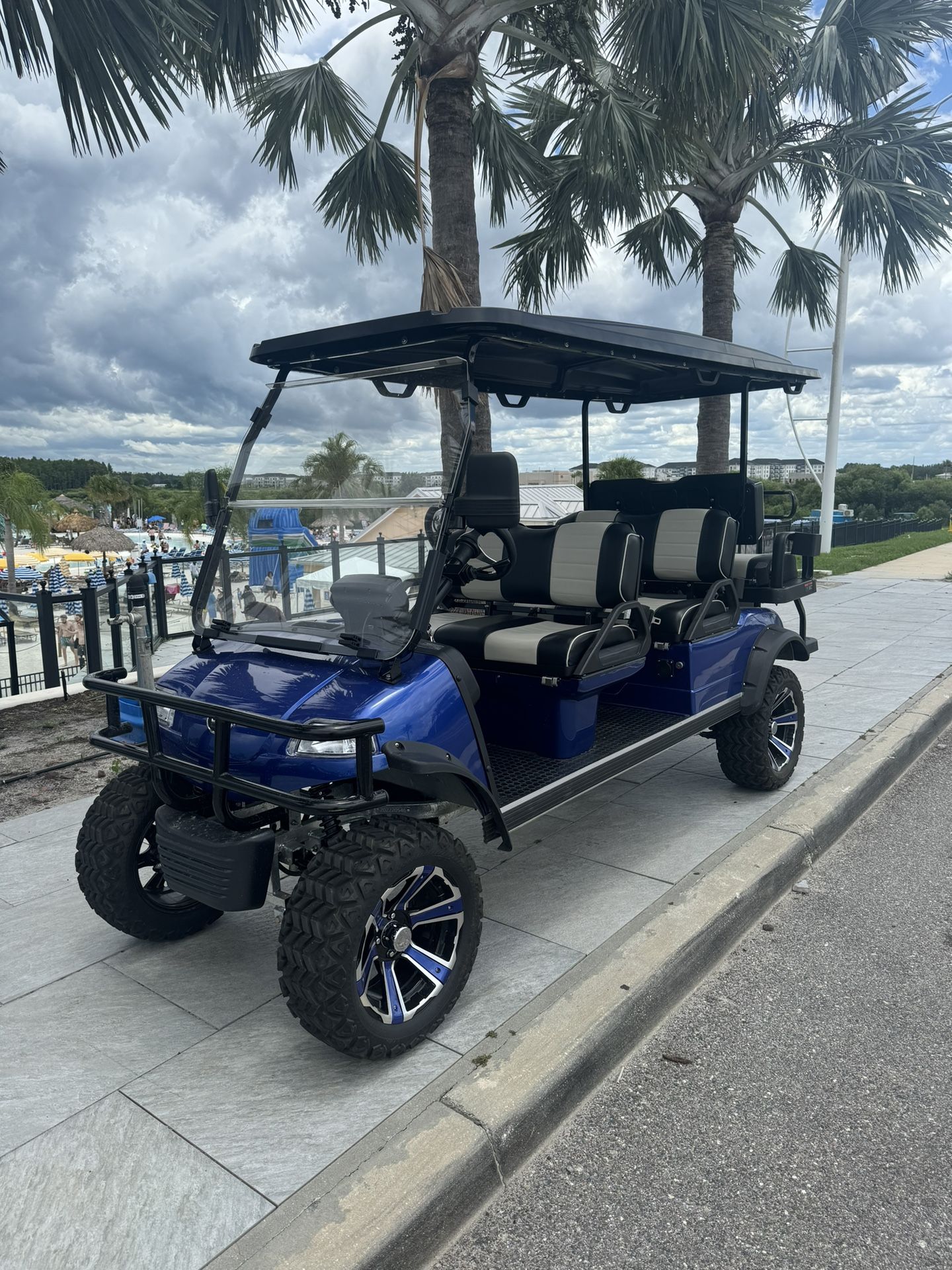2022 Evolution Forester 6 Plus Golf Cart 6 Seater/Blue for Sale in
