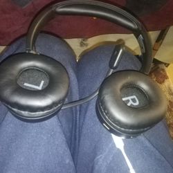 Onn Bluetooth Headset Accessible