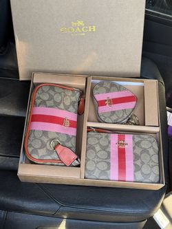 Coach Set