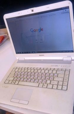 Laptop sony vaio Vgn-ns230e