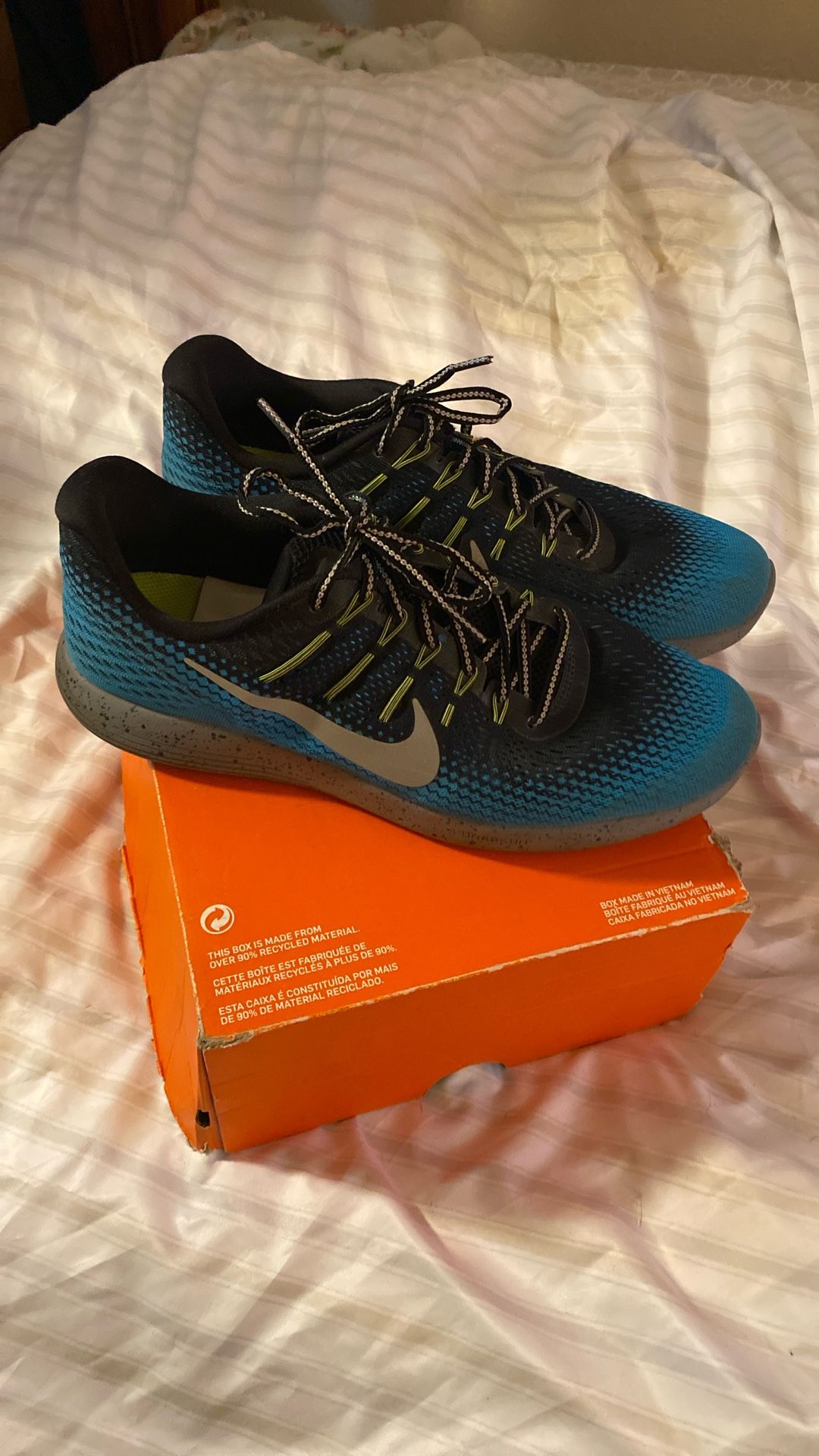 NIKE lunarglide 8 Size 11.5 9/10 excellent condition like new