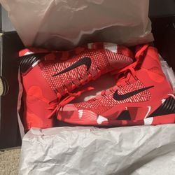 Kobe IX Elite High Protro (Christmas Size 10.5)