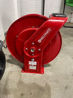 Spring Return Hose Reel: 50 ft (3/8 in I.D.), 1/4 in MNPT, 4,800 psi Max Op Pressure, Red