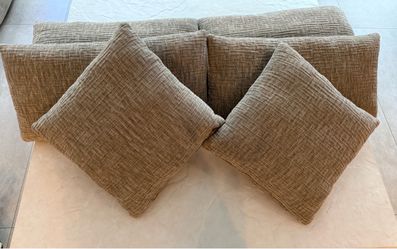 Set of 6 brand new Beige Chenille Sofa pillows 4 (24 x 12) & 2 (15 x 15) removable washable covers. This set of brand new 6 beige chenille sofa pillow
