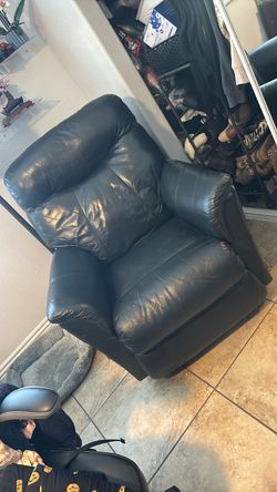 Rocker recliner chair