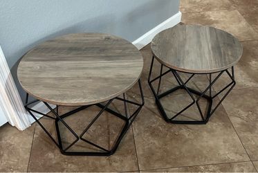 (NEW) Set of 2 Round Coffee Tables