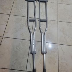 Crutches 