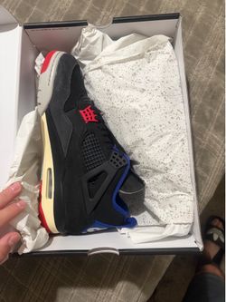 Retro Jordan 4s