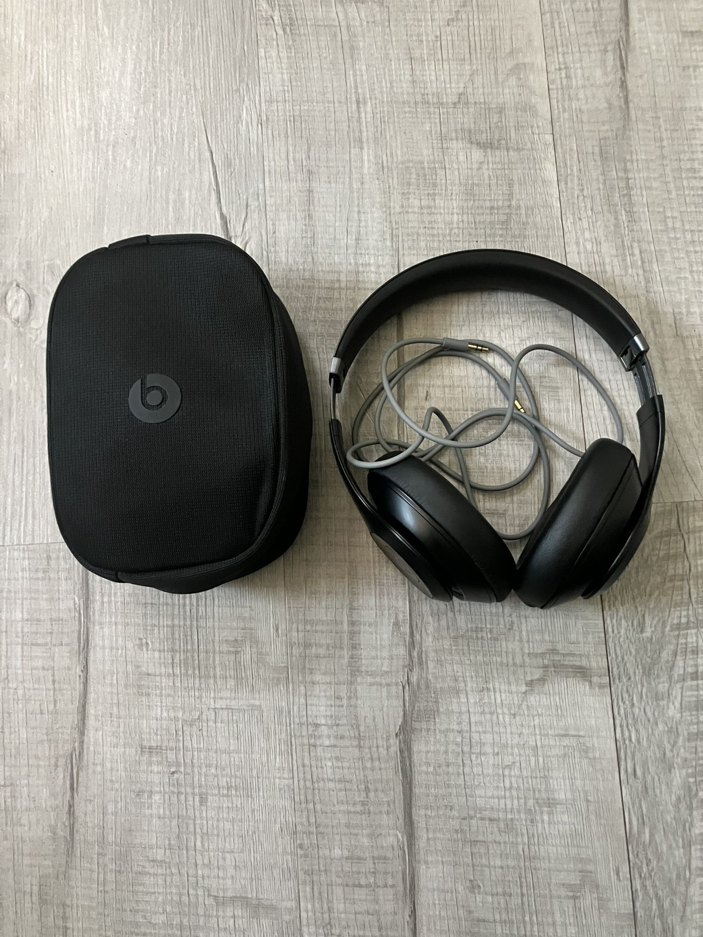 Beats Studio pro
