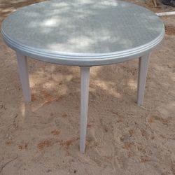 Table For Chairs ( Can Be Taken Apart) 