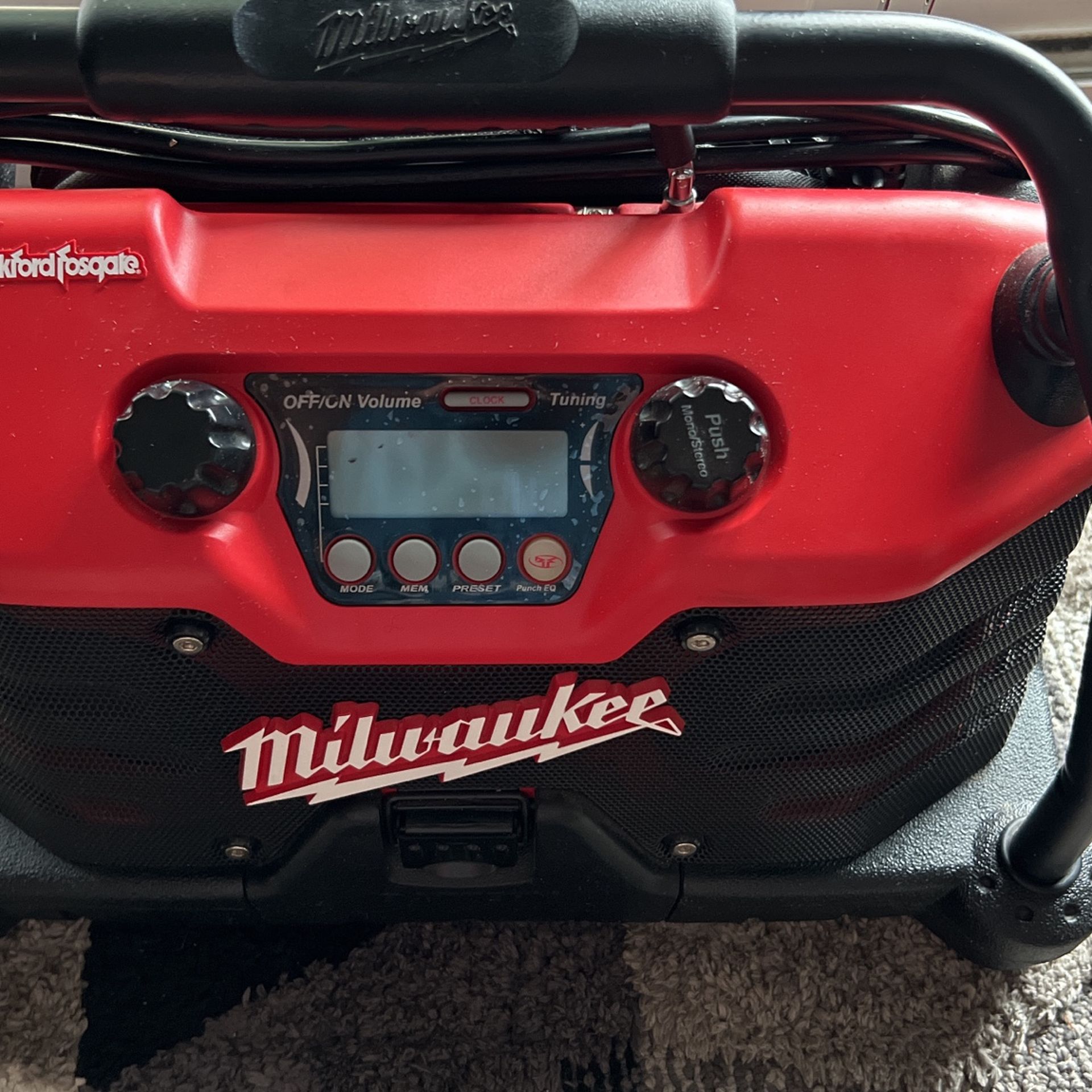 Milwaukee Work Radio (Rockford Fosgate)