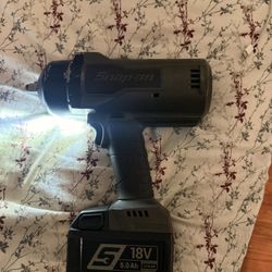 snap-on 1/2in Cordless Impact With Sockets 