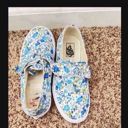 Zapatos Vans Para Niñas Como Nuevos Size 2 $30 Firme