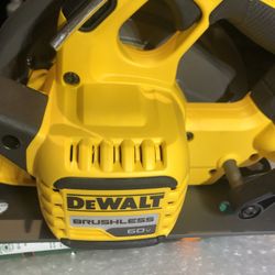 Dewalt  Saw 20 Volt 71/4  Tool Only 
