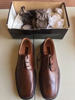 Brand New Men’s Brown Leather Dress Shoes 