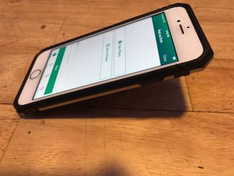 iPhone 8 ( buy now CHEAP!)