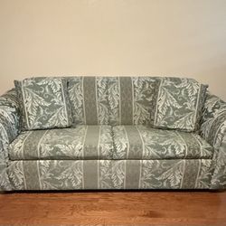 Sofa / Sleeper
