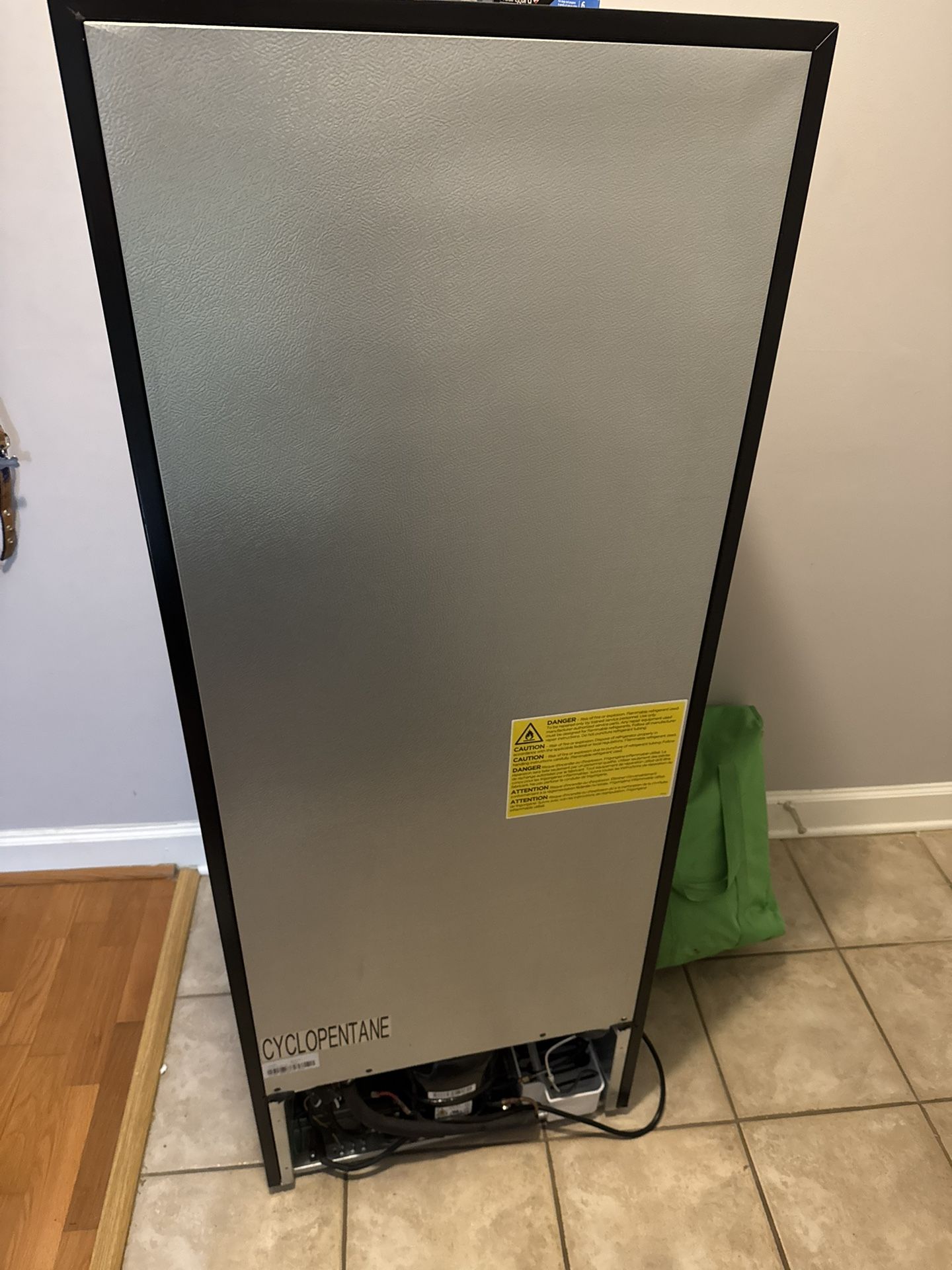 Freezer/ Refrigerator 
