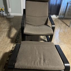 Rocking Chair With Footrest 