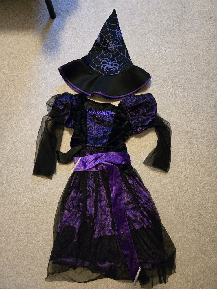 Child witch costumes (3-4)