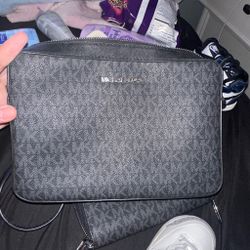 Michael kors purse with matching wallet