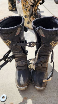 Riding boots and Fox Chest Protector