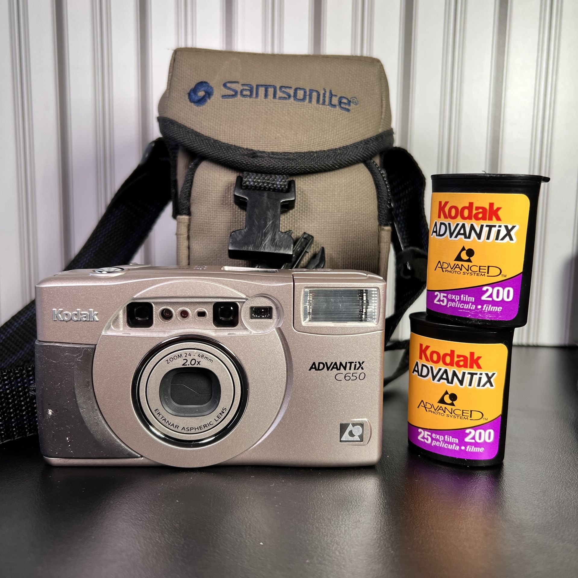 Kodak Advantix C650 Zoom APS point-and-shoot film camera
