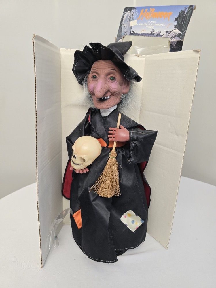 Vtg Witch Time Halloween Witch 16 inch Animated Illuminated 1990 Skull Broom