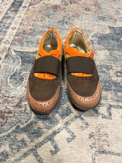 D &G baby shoes