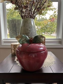 Apple Cookie Jar
