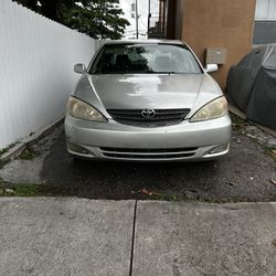 2004 Toyota Camry