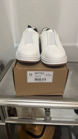 Men’s shoes