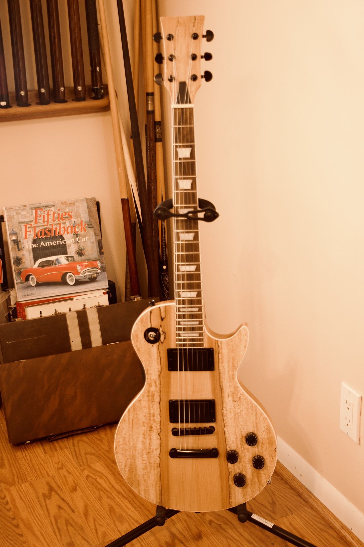 Electric Guitar - Les Paul