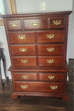 Ethan Allen Chest of Drawers