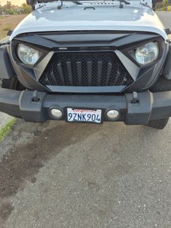 Front grill for jeep gladiator compatible with jeep wrangler