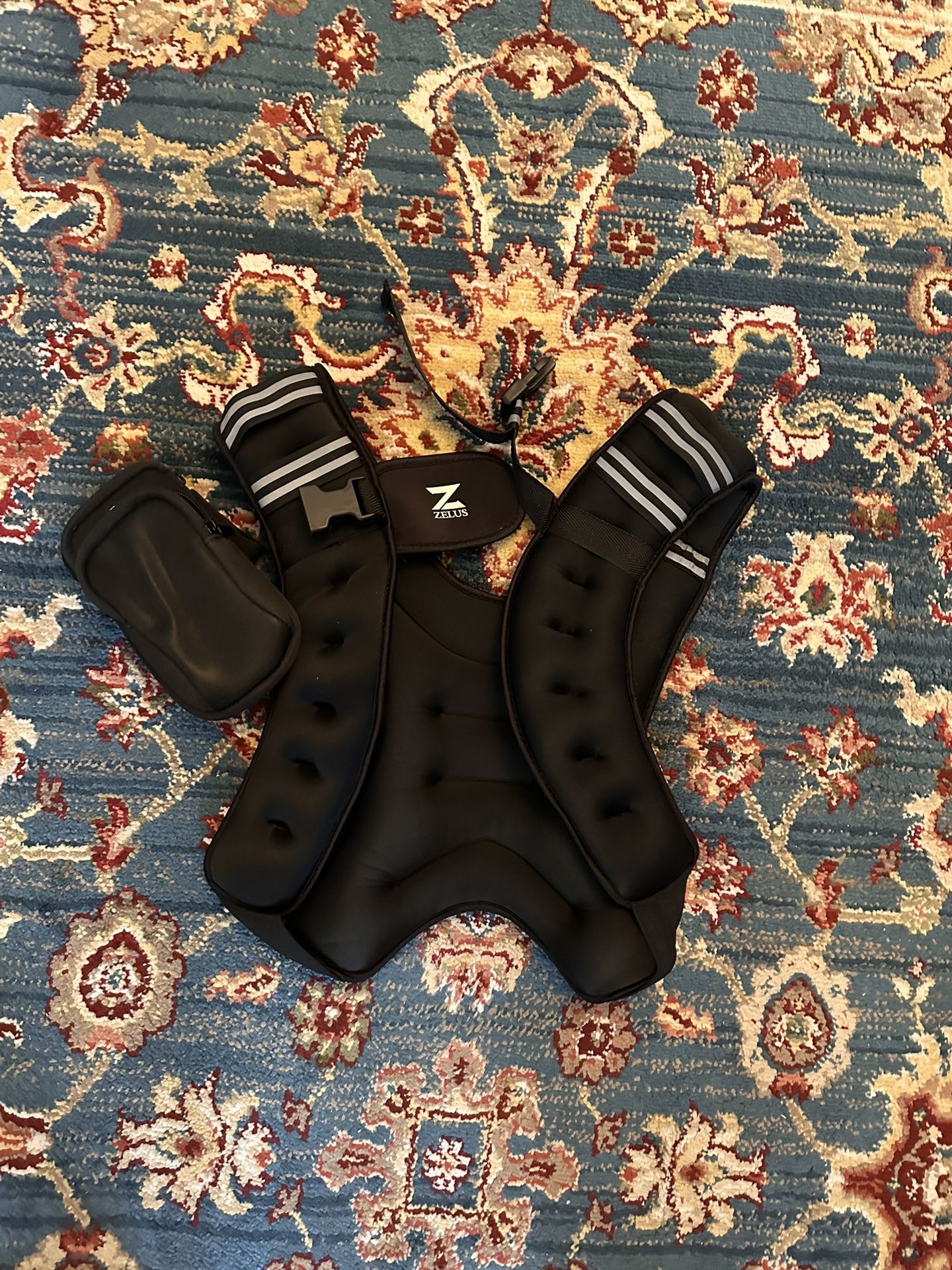 ZELUS Weighted Vest, 20lb Weight Vest with Reflective Stripe for Workout, Strength Training, Running, Fitness, Muscle Building, Weight Loss, Weightlif