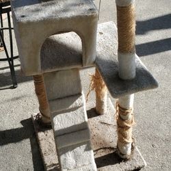  Cat Tree Free