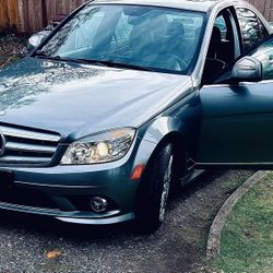 2010 Mercedes C300