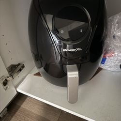 Air Fryer - Like New!!