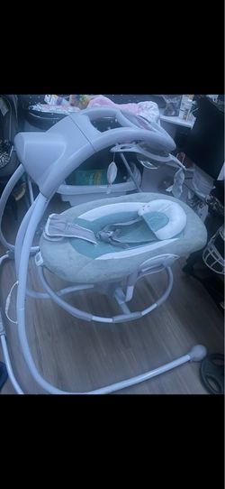 Baby swing
