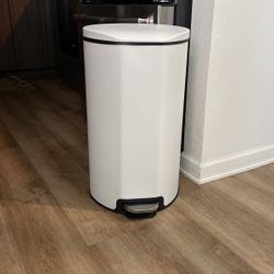 Homegoods Kitchen Trash Can