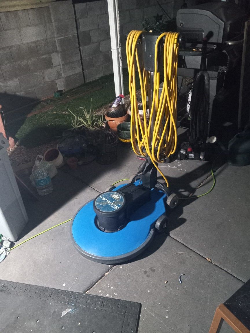 Commercial Windsor 20" Lightning 2000 Highspeed buffer / sander