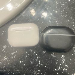 air pods and soundpeats