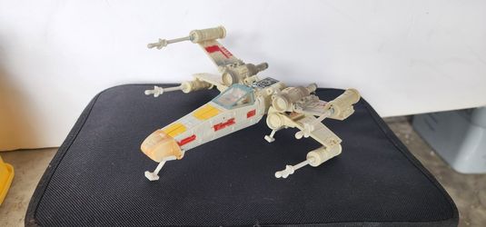 Star Wars X Wing Transformer LIMITED Edition Toy