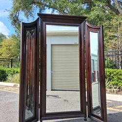 Free Delivery! 6.5 Ft Mahohany Trifold Mirror 