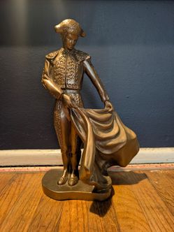 Collectors Ceramic Spanish Matador Sculpture Made By E.Lopez