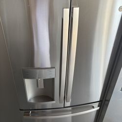 GE French Door Refrigerator 