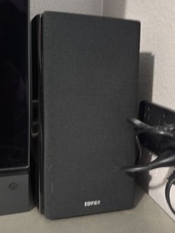 Edifier Studio Bookshelf Speakers