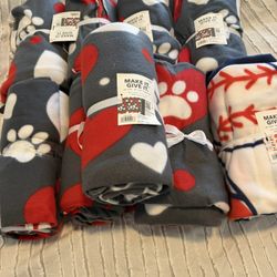 New Fleece Dog Blankets 