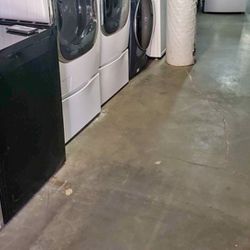 Slightly Used Like New Appliances Washers Dryers Stackables Refrigerators Stoves(Warranty Included 
